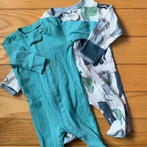 Organic Primary & Carters newborn onesie bundle